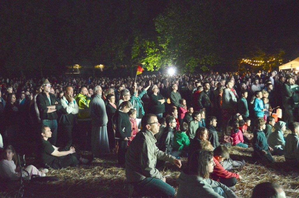 Dans la foule 4 Maires