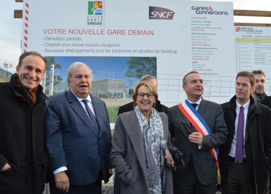Atoumod, Marylise Lebranchu, et Val-de-Reuil
