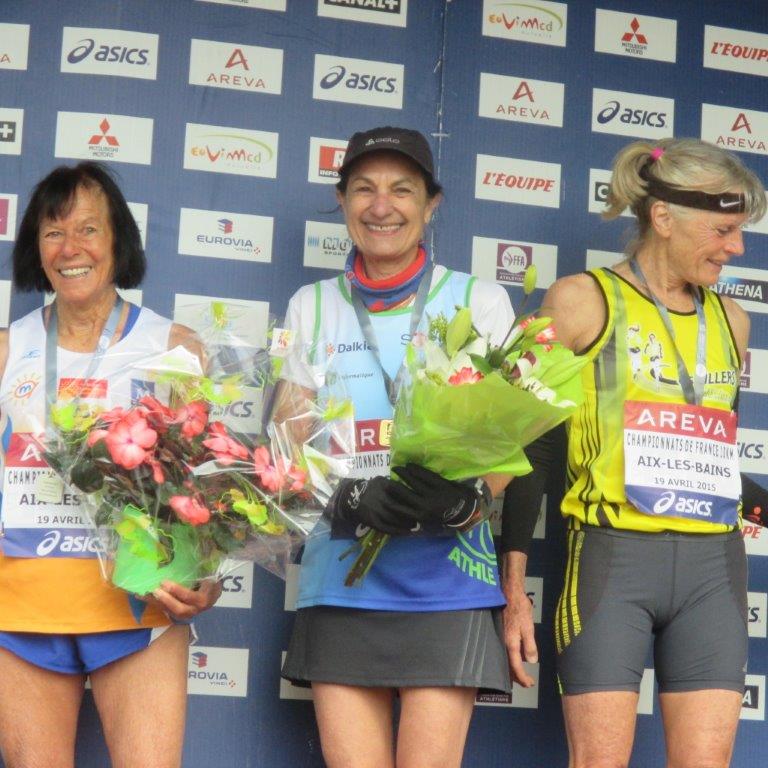 Danielle Réty, au centre, championne de France de sa catégorie V4F