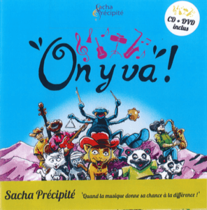 Un CD / DVD / livre jeunesse illustré en vente (16 €)