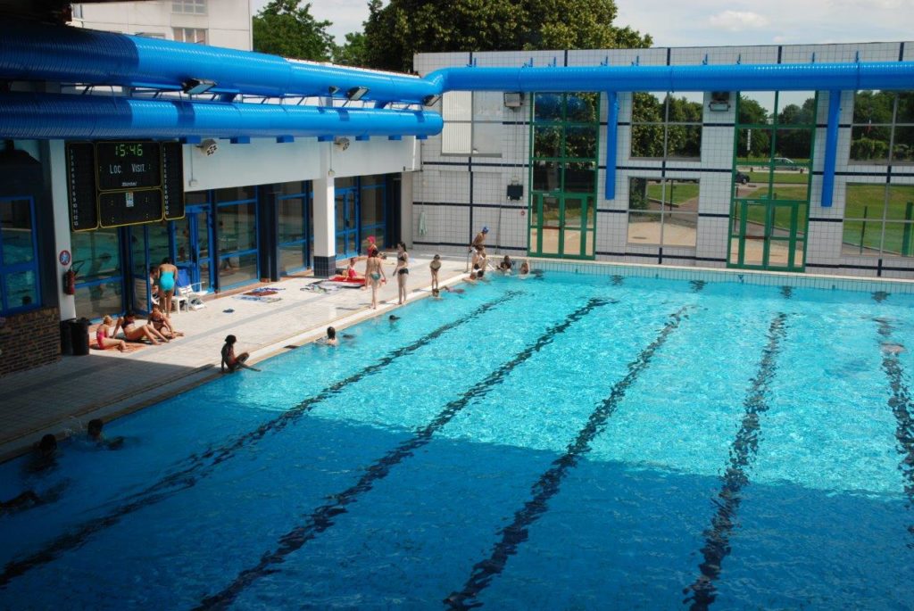 La piscine ouverte jusqu'à 21H tous les soirs cette semaine