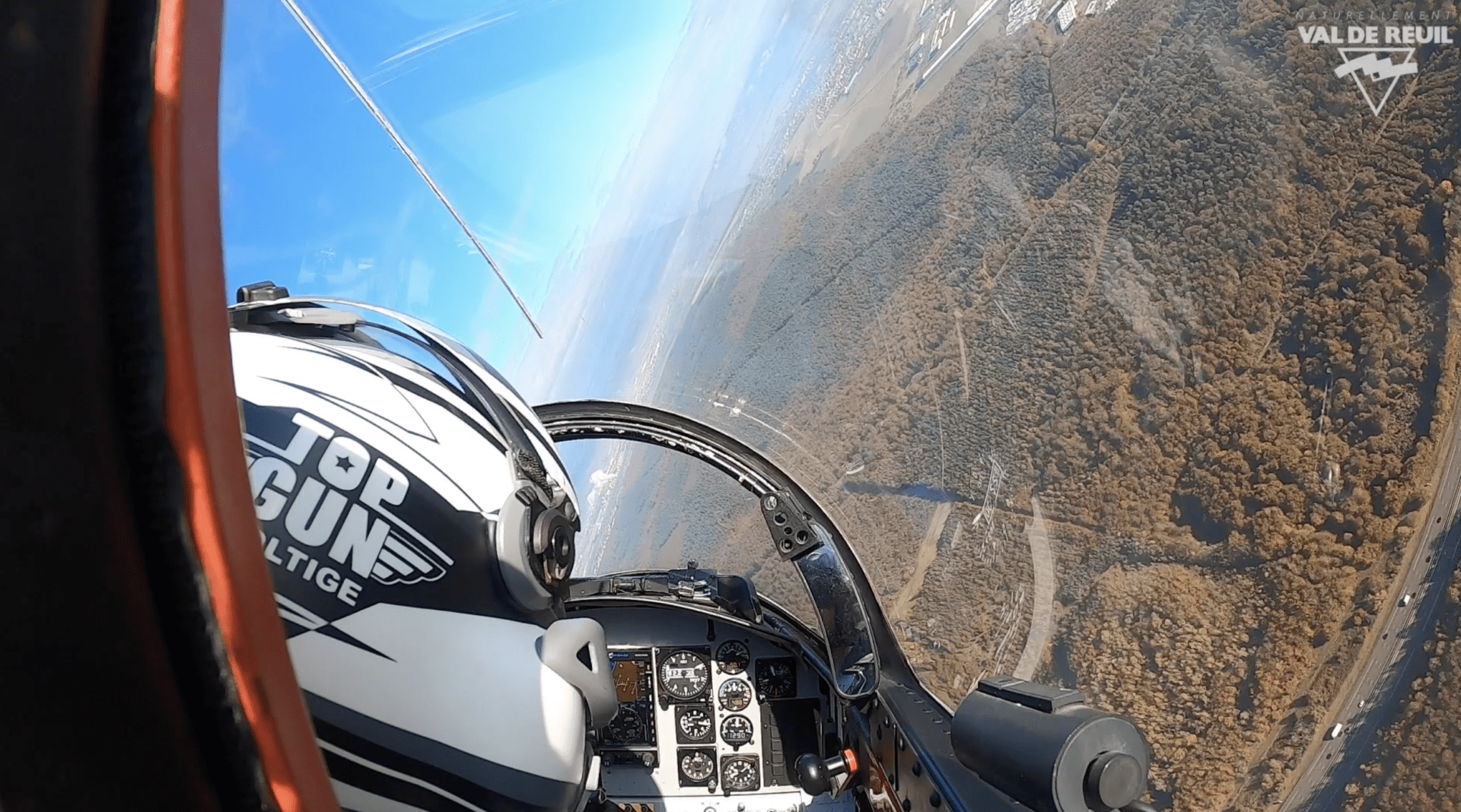 11 novembre 2021 : Voltige aérienne dans le ciel rolivalois (vidéo)