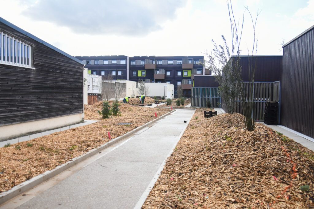 La rue Payse aux airs de jardins suspendus.