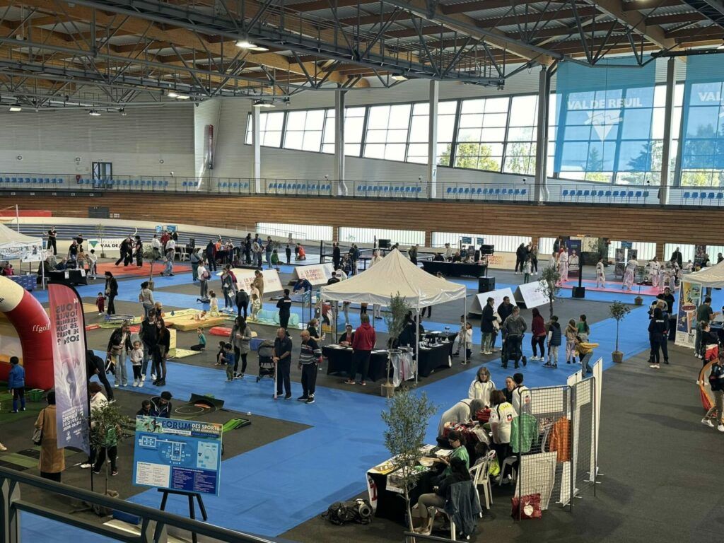 forum des associations, le 6 septembre 2025 au stade Jesse Owens